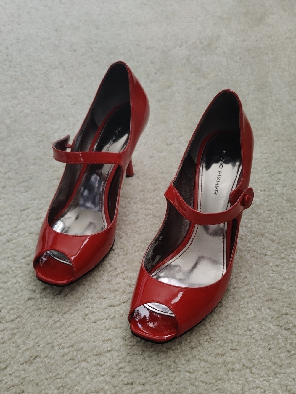 Marc Fisher VINTAGE Mary Jane Red Patent Leather Peep-Toe Heels Y2K Cottagecore